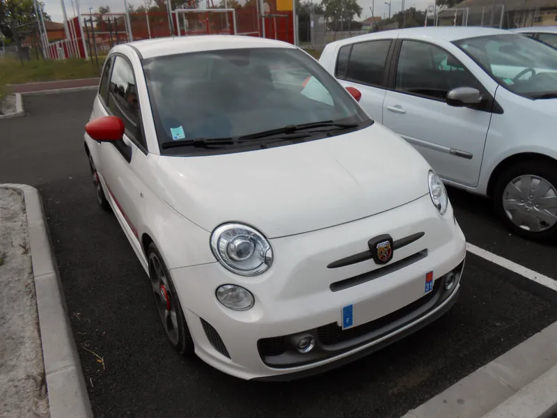 Abarth 595 Competizione, vista frontale