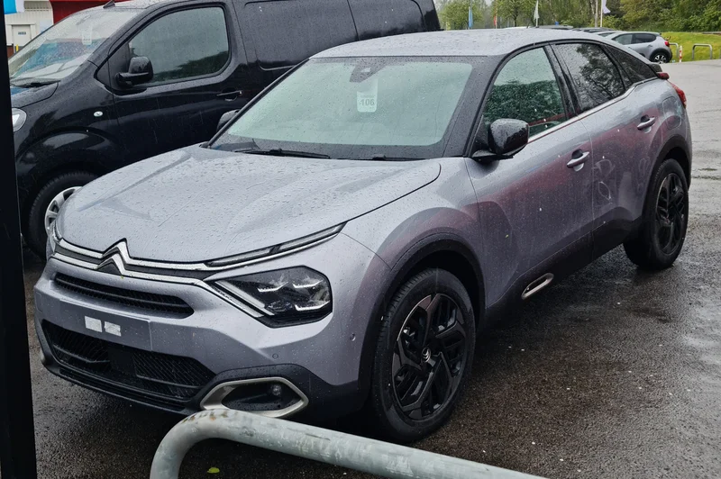 Citroën C4, vista frontale