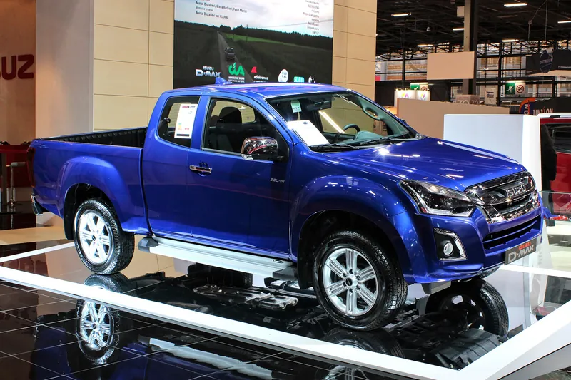 Isuzu D-Max, pick-up, vista anteriore di tre quarti