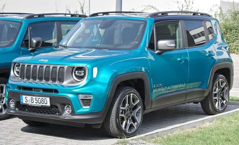 Jeep Renegade, SUV compatto, vista anteriore di tre quarti