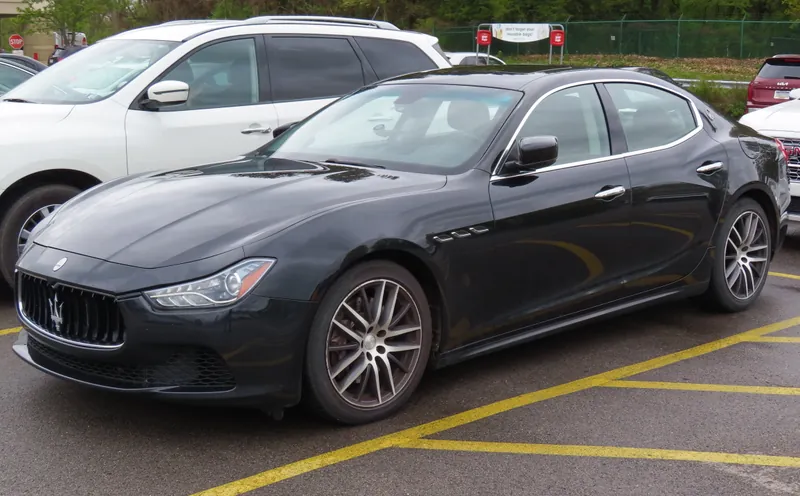 Maserati Ghibli, vista frontale