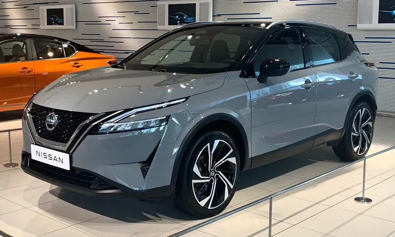 Nissan Qashqai (J12), vista frontale