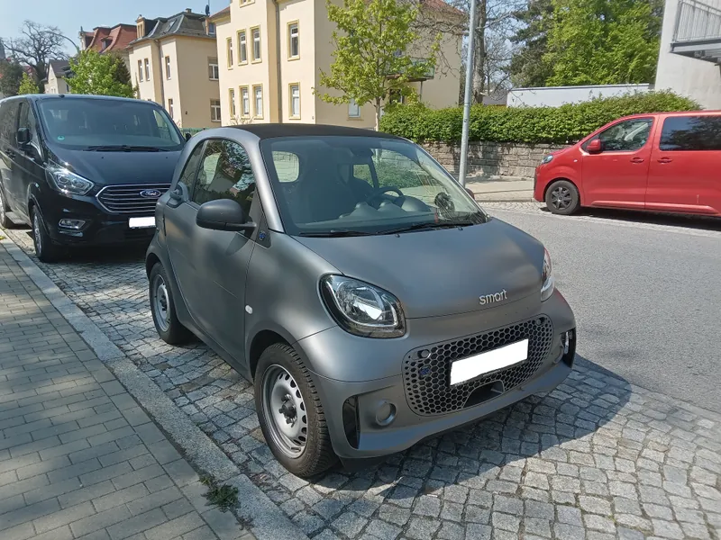 smart EQ fortwo, vista frontale