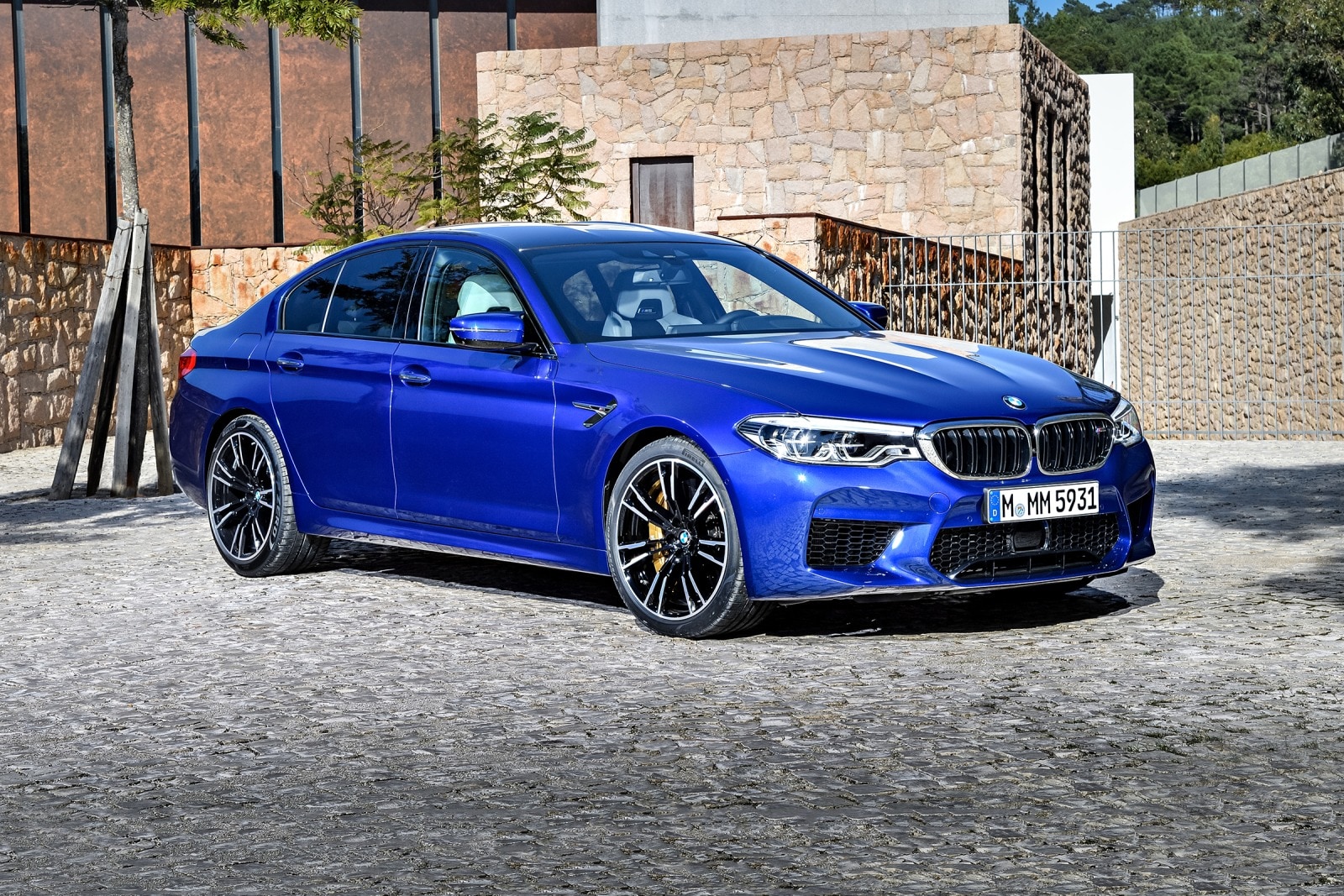 10 - Le 15 Auto Meno Affidabili che tu possa acquistare - BMW M5